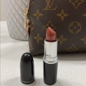 MAC Lipstick Forbidden Romance